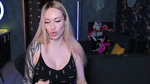 Blckmirrorr's cam snapshot