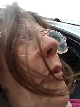 Eimikuro11's cam snapshot