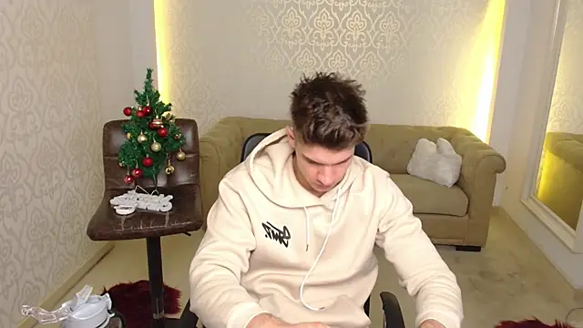 MaxKaiden's cam snapshot