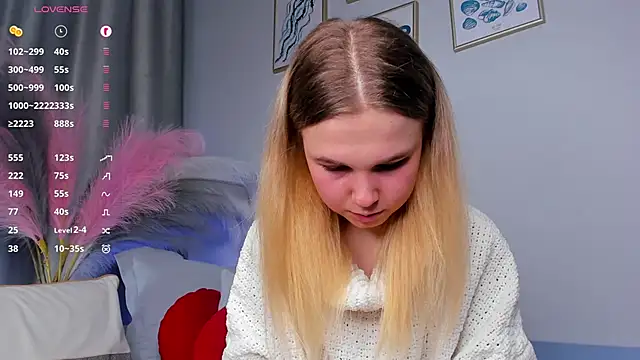 OdetteHarwick live sex cam