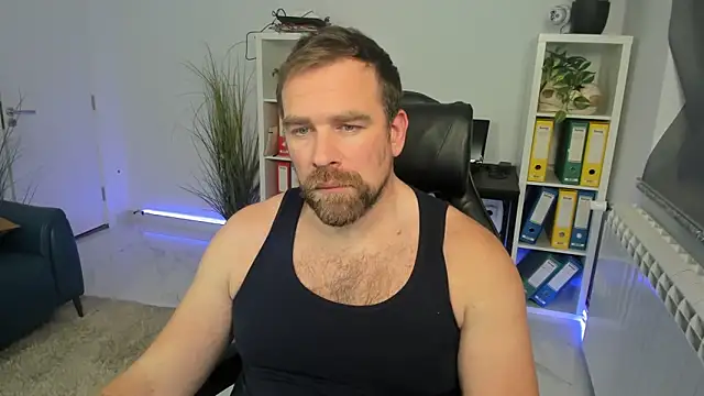 John-E-Dough's cam snapshot