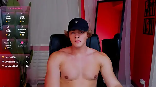 ChaseMuscular's cam snapshot