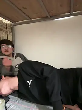 KK-cuteboy's cam snapshot