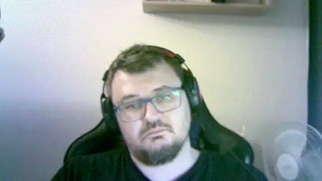 SirAbuser's cam snapshot