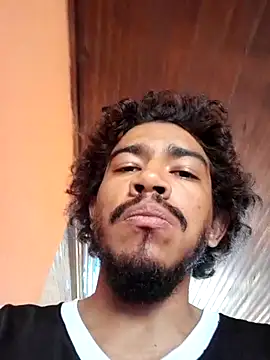 OfficialMineirinho live sex cam