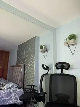 ARON_TAYLER01's cam snapshot