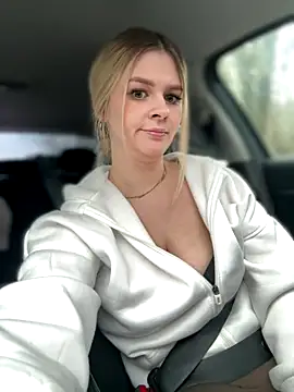 Love_Bri's cam snapshot