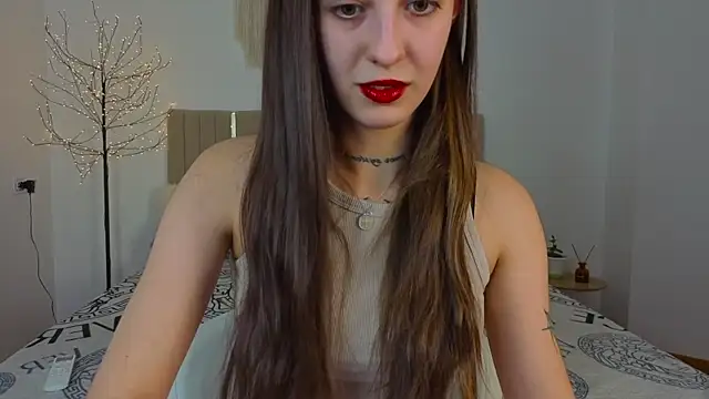 Little_cherryy__'s cam snapshot