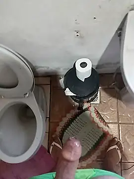 Tenenterodrigo live sex cam