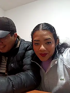 Logan_Chloe live sex cam