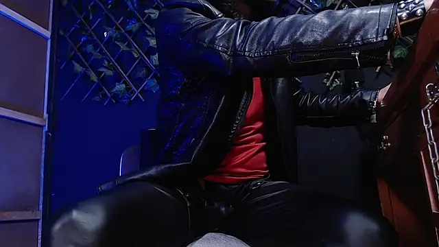 Dicaprioo_'s cam snapshot