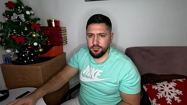 Gold_Alpha_Boy's cam snapshot