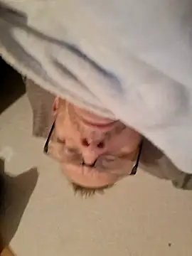 moasslicker's cam snapshot