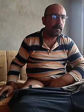 masculine_bear_daddy live sex cam