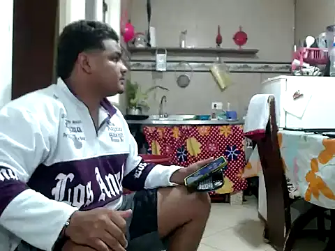 Boycuriousxxx's cam snapshot