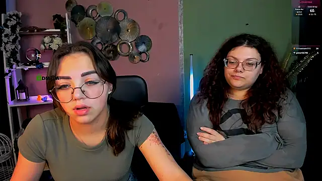 kiki_swan's cam snapshot