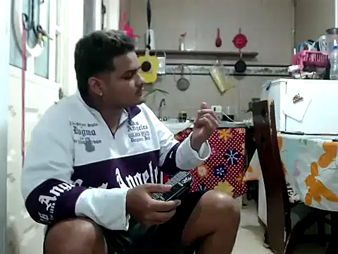 Boycuriousxxx's cam snapshot