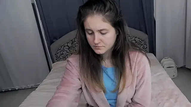 Holliy_Cooper's cam snapshot