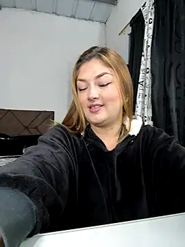 Sofia_Queen17 live sex cam