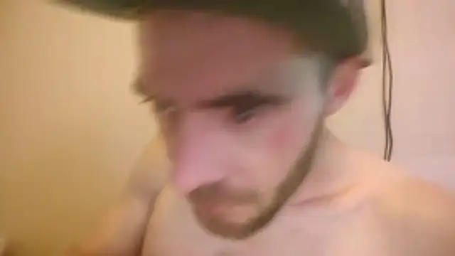 Huntzg23 live sex cam