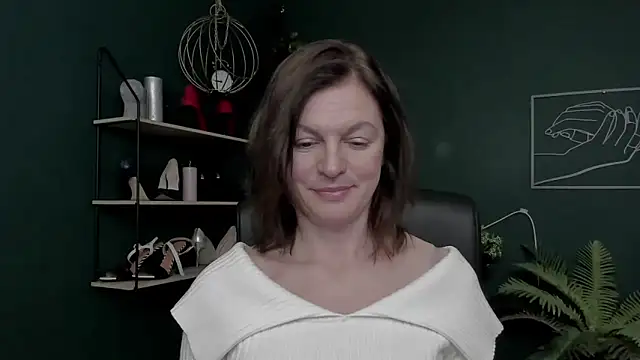 VivianWILD live sex cam