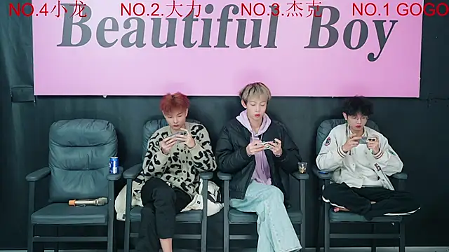 Beautifulboys-999 live sex cam