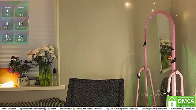 sweetuniporn live sex cam