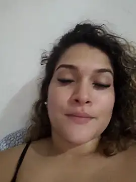 Sara_smiiith211 live sex cam