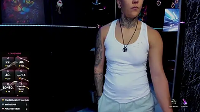 ZhoeStrong live sex cam