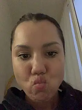 MiraMiss live sex cam