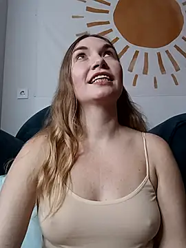 KisaVixen's cam snapshot