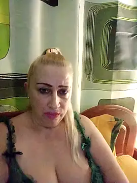 Esenia505's cam snapshot