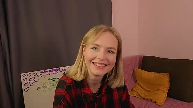 BaileyBernos's cam snapshot