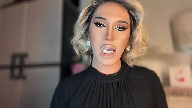 Ts_glamxxxx live sex cam