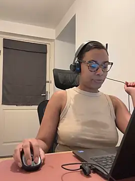 Melia_Rayne's cam snapshot