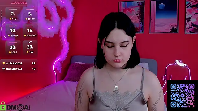 hey_tessa's cam snapshot