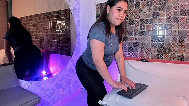 luna_velvett_'s cam snapshot