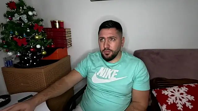 Gold_Alpha_Boy live sex cam