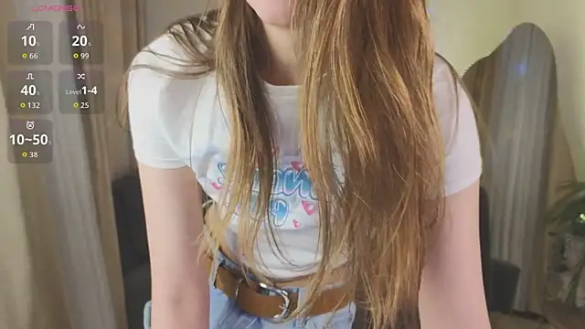 yes_Alice's cam snapshot