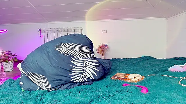 Meowroslava's cam snapshot