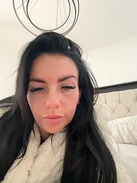 BELLABLACKXUK's cam snapshot