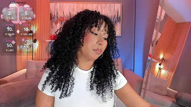 corinnah_'s cam snapshot