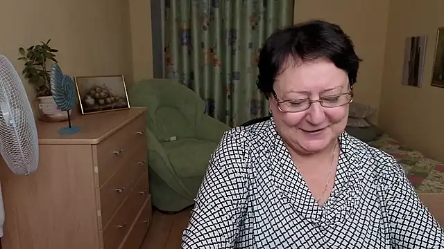 Margo_Moll's cam snapshot