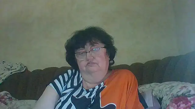 MilaSky5303's cam snapshot