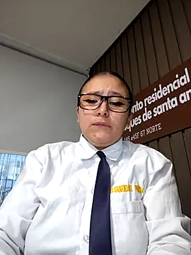 Cute_Penelope live sex cam