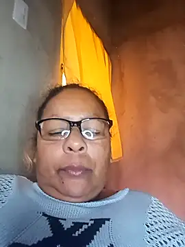 DioxaHot7 live sex cam