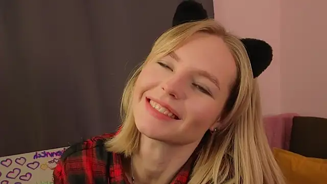 BaileyBernos's cam snapshot