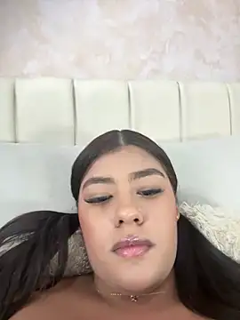 LUNATAYLORS's cam snapshot