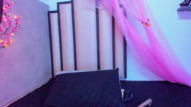 SussanMilf_'s cam snapshot