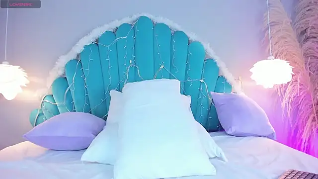 AlassiaHocthner's cam snapshot